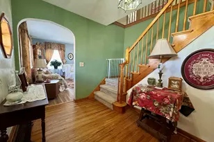 208 E Market St, Tampico, IL 61283 - Photo 4