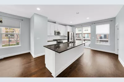 1218 Byrne Boulevard, Vernon Hills, IL 60061 - Photo 10