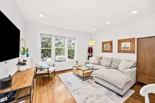 3263 N Broadway St, Chicago, IL 60657 - Photo 2