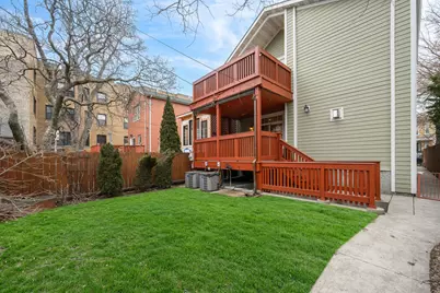 2852 W Fletcher Street, Chicago, IL 60618 - Photo 32