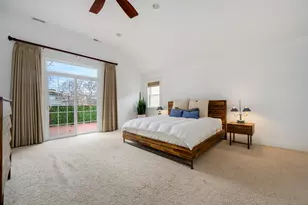 2852 W Fletcher St, Chicago, IL 60618 - Photo 18