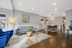 2852 W Fletcher St, Chicago, IL 60618 - Photo 4