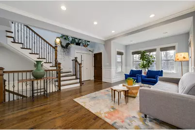 2852 W Fletcher Street, Chicago, IL 60618 - Photo 2