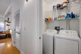 827 W Bradley Pl, Chicago, IL 60613 - Photo 16