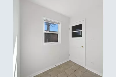 8233 S Harper Avenue, Chicago, IL 60619 - Photo 24