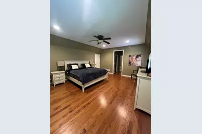 1231 Caroline Court, Vernon Hills, IL 60061 - Photo 16