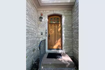 1231 Caroline Court, Vernon Hills, IL 60061 - Photo 2