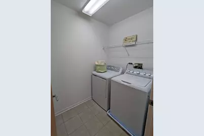 3604 Neubauer Circle #0, Lindenhurst, IL 60046 - Photo 8