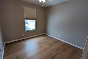 3604 Neubauer Circle, Lindenhurst, IL 60046 - Photo 16