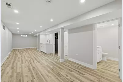 2754 E 127th Street, Chicago, IL 60633 - Photo 16