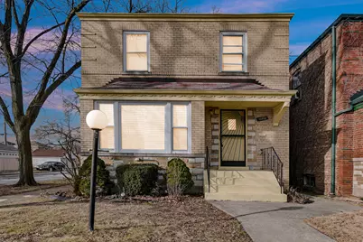 10558 S Prairie Avenue, Chicago, IL 60628 - Photo 2