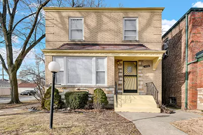 10558 S Prairie Avenue, Chicago, IL 60628 - Photo 1