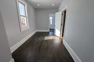 5028 W Lawrence Ave, Chicago, IL 60630 - Photo 10