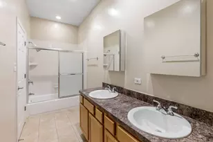 5028 W Lawrence Ave, Chicago, IL 60630 - Photo 22