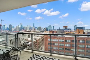 910 W Huron St, Chicago, IL 60642 - Photo 12