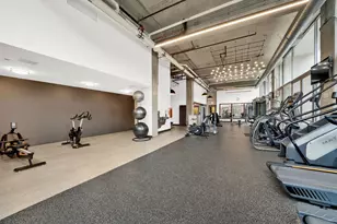 910 W Huron St, Chicago, IL 60642 - Photo 24