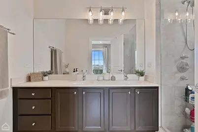 2243 N Lister Avenue #402, Chicago, IL 60614 - Photo 12