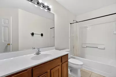 359 W Asbury Drive, Round Lake, IL 60073 - Photo 26