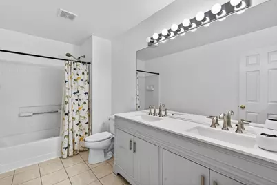 359 W Asbury Drive, Round Lake, IL 60073 - Photo 30