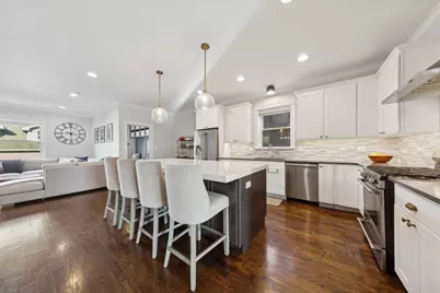 5622 W Pensacola Avenue, Chicago, IL 60634 - Photo 4