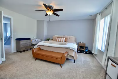 2106 Concord Drive, McHenry, IL 60050 - Photo 10