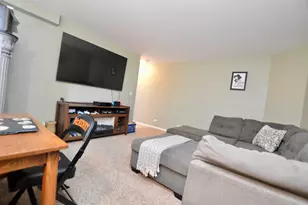 2106 Concord Dr, McHenry, IL 60050 - Photo 8