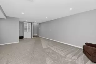 1542 Castlewood Dr, Wheaton, IL 60189 - Photo 20