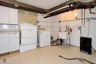 10025 S Hamilton Ave, Chicago, IL 60643 - Photo 40