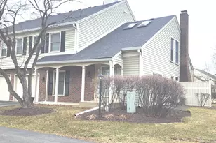 406 College Crossing, Rolling Meadows, IL 60008 - Photo 2