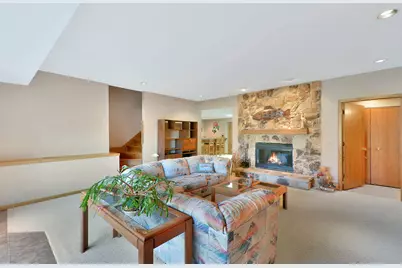 21 N Highview Circle, Hawthorn Woods, IL 60047 - Photo 28