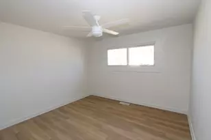 163 Terry Ct, Woodstock, IL 60098 - Photo 10