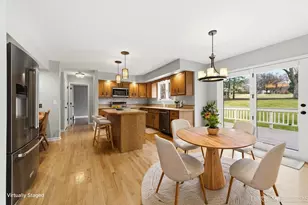 1220 Davey Dr, Batavia, IL 60510 - Photo 16