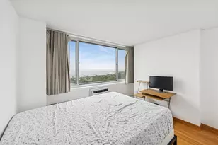 2144 N Lincoln Park W, Chicago, IL 60614 - Photo 16