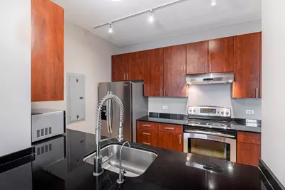 565 W Quincy Street #1008, Chicago, IL 60661 - Photo 4