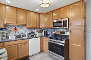 3728 S 58th Ave, Cicero, IL 60804 - Photo 6