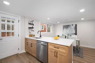 1414 W Sherwin Ave, Chicago, IL 60626 - Photo 8