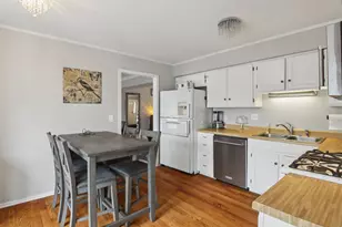 693 Exmoor Terrace, Crystal Lake, IL 60014 - Photo 8