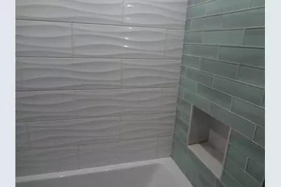 1732 Kingston Circle, Carpentersville, IL 60110 - Photo 40