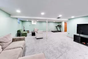 2109 Dobson St, Evanston, IL 60202 - Photo 16