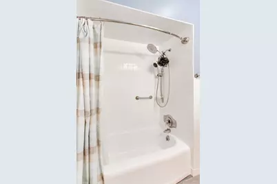 2109 Dobson Street, Evanston, IL 60202 - Photo 14