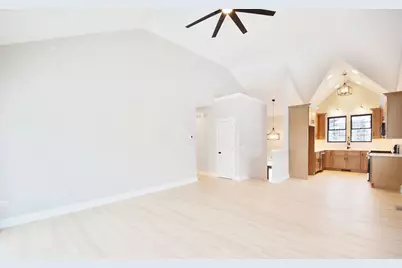 28722 N Madison Avenue, Wauconda, IL 60084 - Photo 6