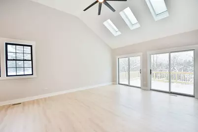 28722 N Madison Avenue, Wauconda, IL 60084 - Photo 4