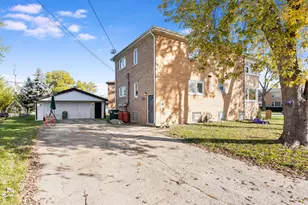 10548 Mason Ave, Chicago Ridge, IL 60415 - Photo 12