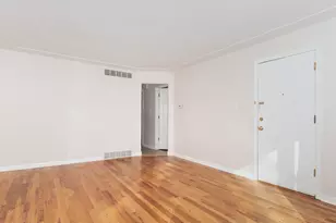 10548 Mason Ave, Chicago Ridge, IL 60415 - Photo 4