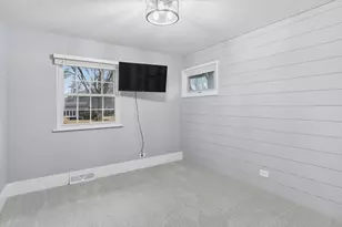 308 Tamarack Ave, Naperville, IL 60540 - Photo 12