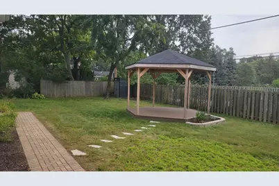 308 Tamarack Avenue, Naperville, IL 60540 - Photo 20