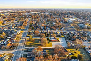 8450 N Shermer Rd, Niles, IL 60714 - Photo 30