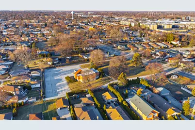 8450 N Shermer Road, Niles, IL 60714 - Photo 32