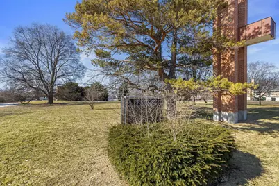8450 N Shermer Road, Niles, IL 60714 - Photo 28