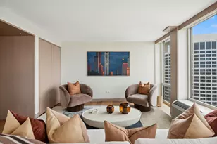 111 E Chestnut St, Chicago, IL 60611 - Photo 32